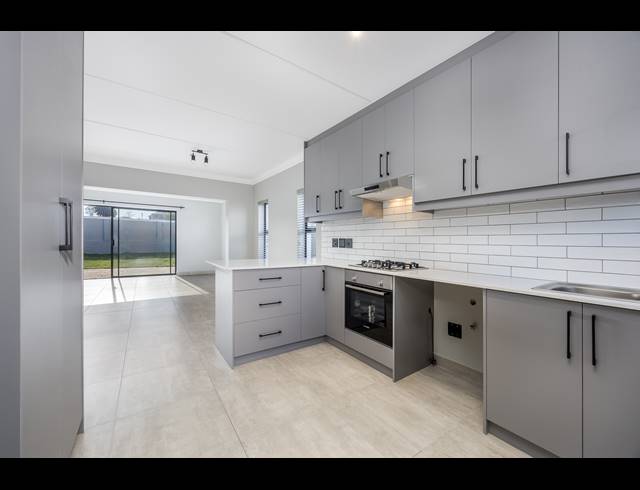 3 BEDROOM HOUSE FOR SALE IN BRACKENFELL SOUTH